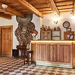 ホテル Resla I, Ii, & Wellness Banská Štiavnica