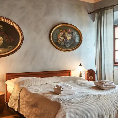 Resla I, Ii, Hotel 3*