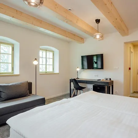 Resla I, Ii, & Wellness 호텔 Banská Štiavnica