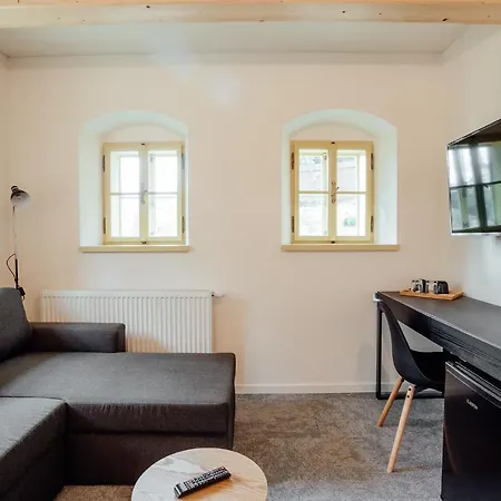 Ξενοδοχείο Resla I, Ii, & Wellness 3*