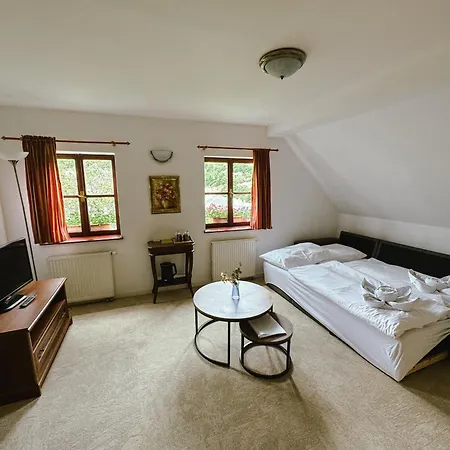 Hotel Resla I, Ii, 3*