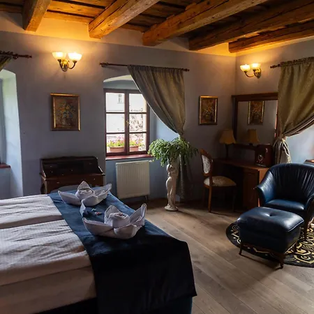 Resla I, Ii, Hotel Banska Stiavnica