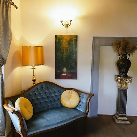 Resla I, Ii, Hotel 3*