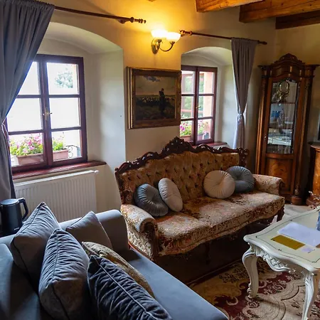 Resla I, Ii, Hotel 3*