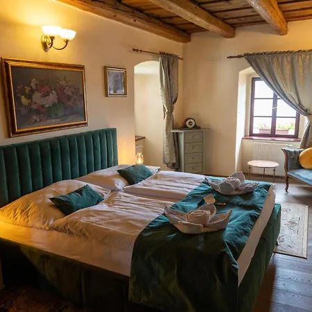 Hotel Resla I, Ii, 3*