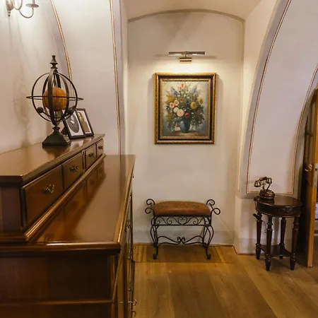 Resla I, Ii, Hotel Banska Stiavnica