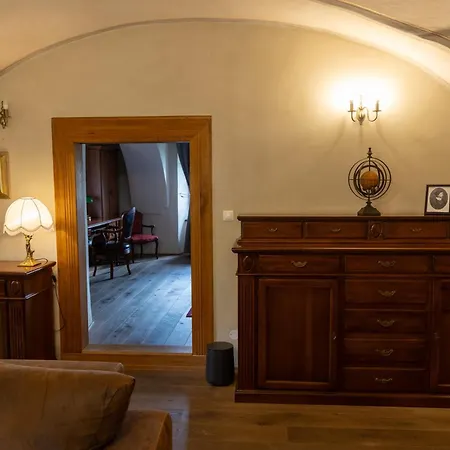 Resla I, Ii, Hotel Banska Stiavnica