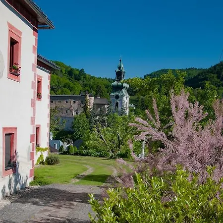 Resla I, Ii, & Wellness Banská Štiavnica
