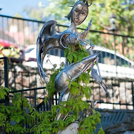 Ξενοδοχείο Resla I, Ii, & Wellness