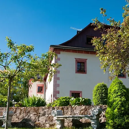 Resla I, Ii, & Wellness 3* Banská Štiavnica