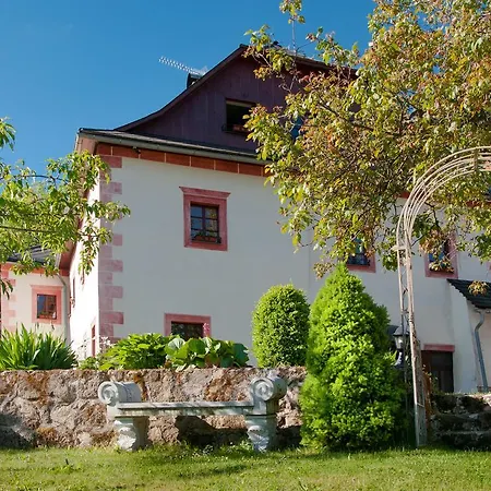 Resla I, Ii, Hotel Banská Štiavnica