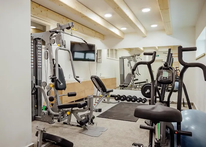Resla I, Ii, & Wellness Otel 3*